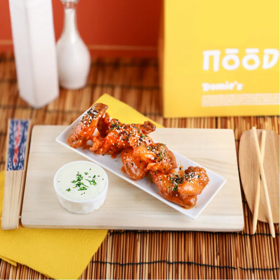 Honey Sriracha Wings - Sweet and spicy wings